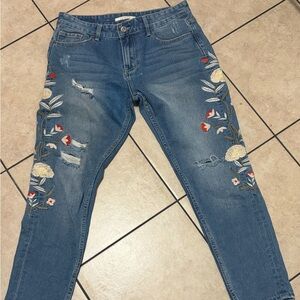 O2 Denim Hand-Embroidered Floral Jeans – European Boutique – Size 10